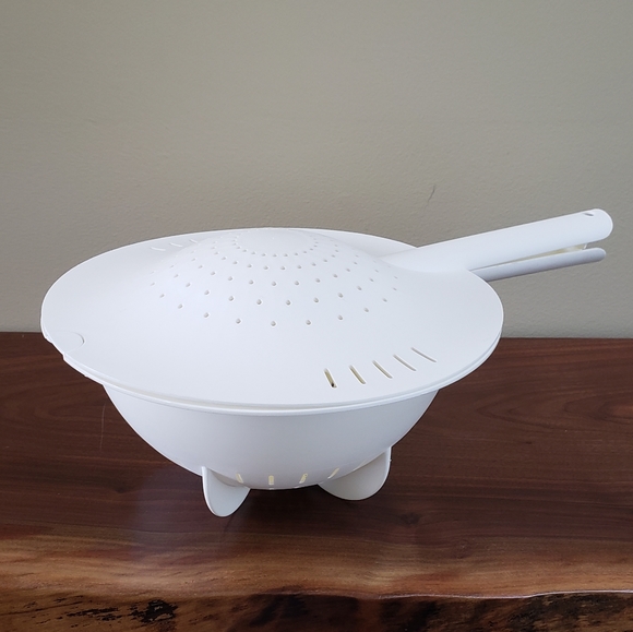 Tupperware Other - NEVER USED! Tupperware Double Colander Strainer